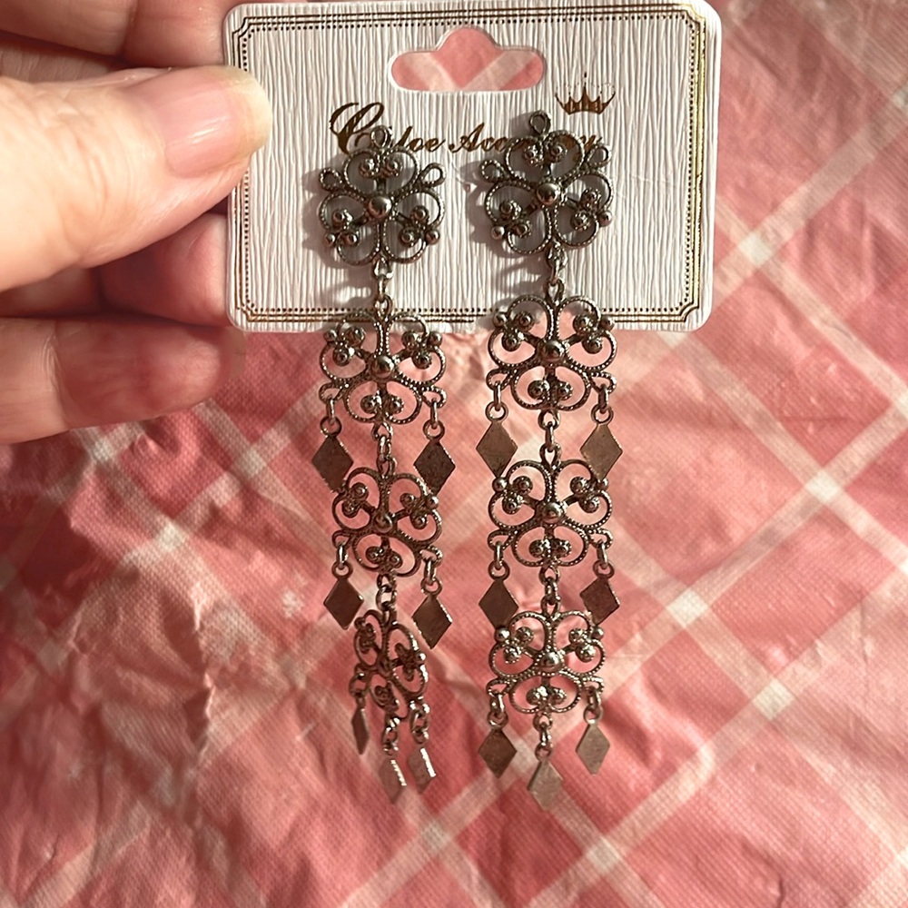 🎈SALE🎈🌸#80.FLORAL CHANDELIERS 🌸